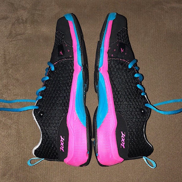 Zoot Sports 🏃🏼‍♀️ ‘Banyan’ Sneakers - Picture 4 of 8